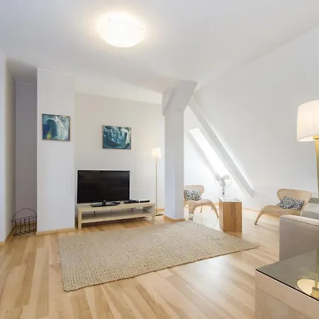 Apartament Alexandria *